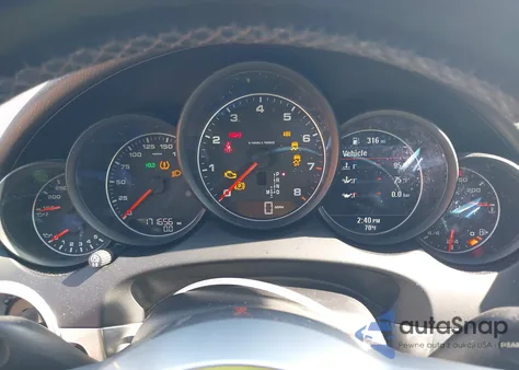 2017 Porsche Cayenne Platinum Edition из США, поврежденный, VIN WP1AA2A23HKA84228